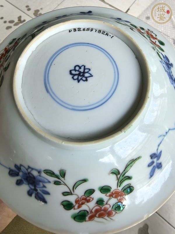 古玩陶瓷清康熙 青花五彩花卉紋盤(pán)真品鑒賞圖