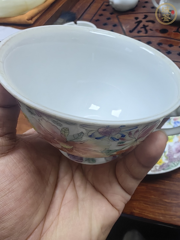古玩陶瓷粉彩杯碟真品鑒賞圖