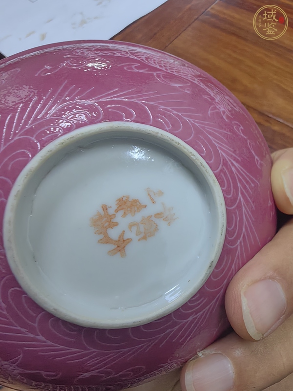 古玩陶瓷胭脂紅軋道杯真品鑒賞圖