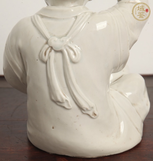 古玩陶瓷擊鼓童子塑像真品鑒賞圖