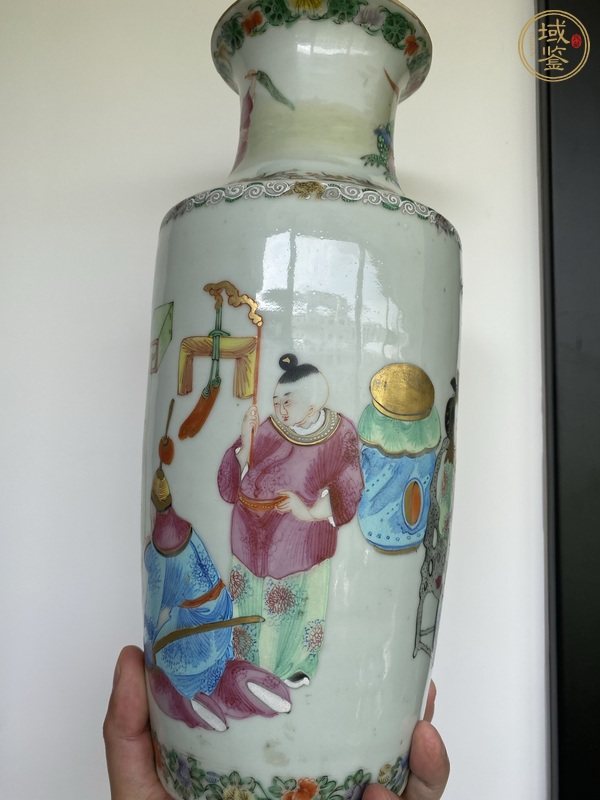 古玩陶瓷廣彩人物瓶真品鑒賞圖
