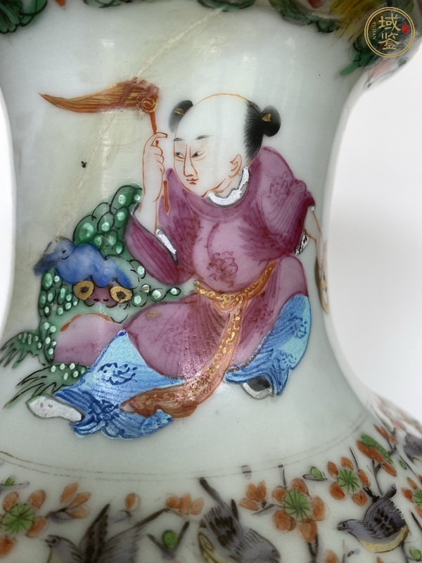 古玩陶瓷廣彩人物瓶真品鑒賞圖