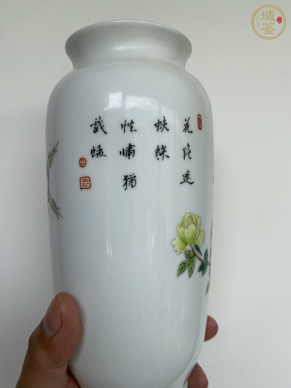 古玩陶瓷富貴玉貓圖燈籠瓶真品鑒賞圖
