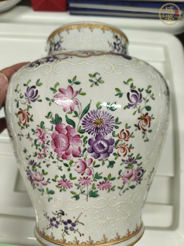 古玩陶瓷花卉紋將軍罐真品鑒賞圖