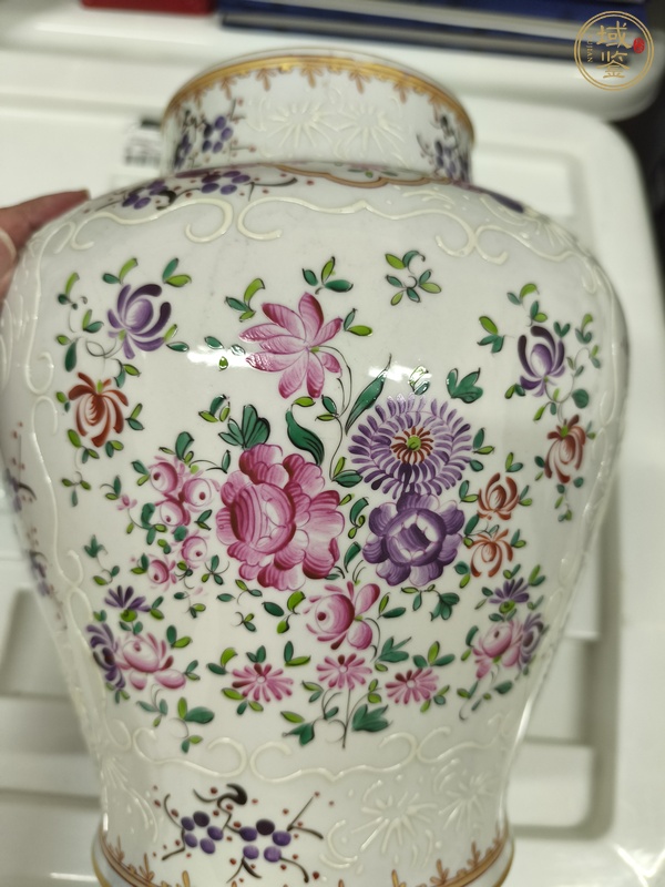古玩陶瓷花卉紋將軍罐真品鑒賞圖