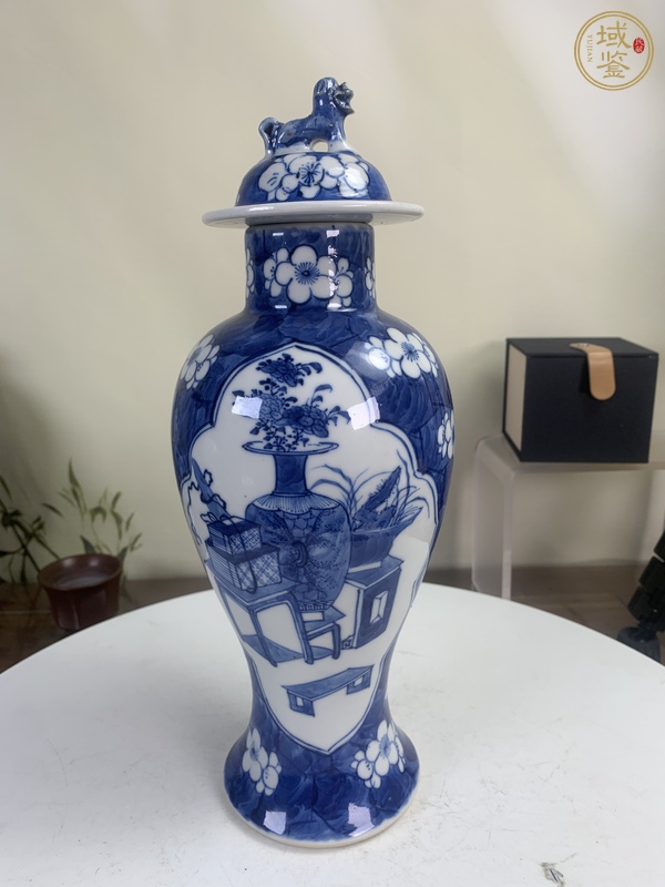 古玩冰梅博古開窗蓋瓶真品鑒賞圖