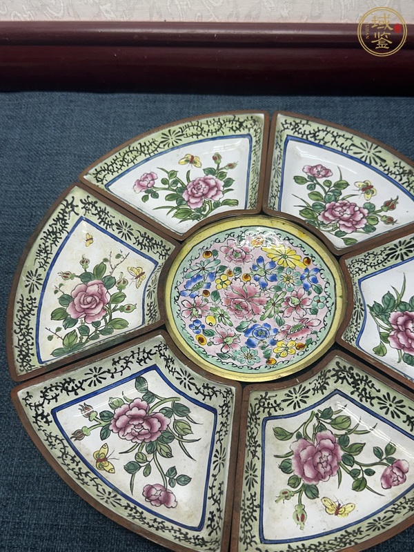 古玩陶瓷銅胎畫琺瑯彩花卉紋七攢盤真品鑒賞圖