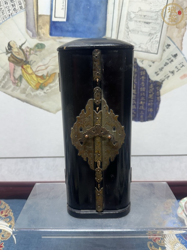 古玩陶瓷民國漆金木雕佛龕真品鑒賞圖