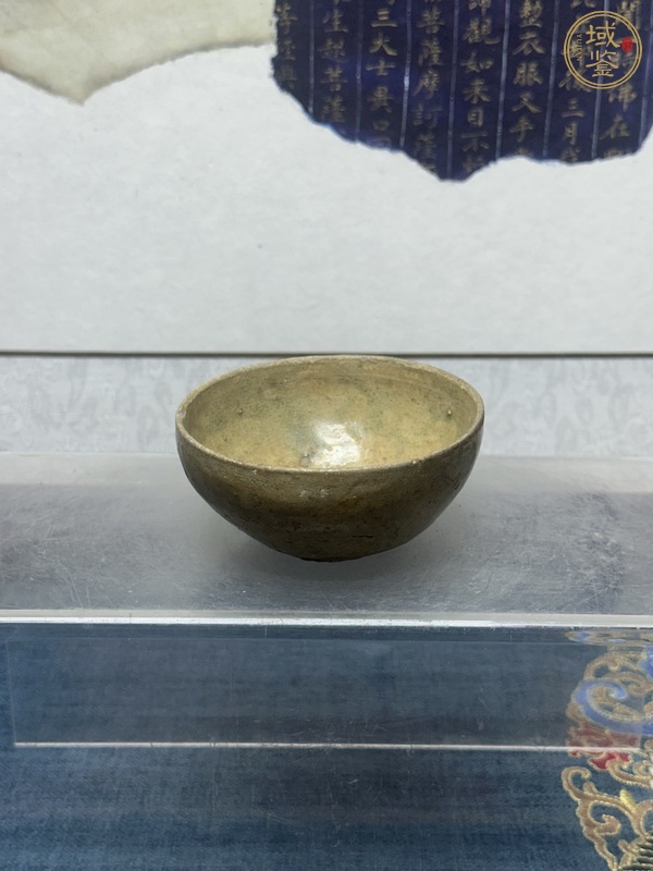古玩陶瓷晉代青釉盞真品鑒賞圖