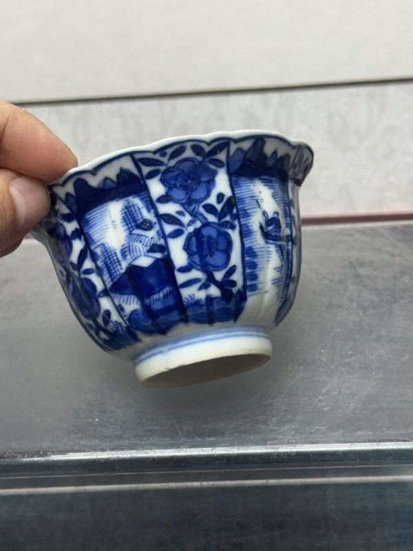 古玩陶瓷清中晚期精品青花大尺寸花口茶杯拍賣(mài)，當(dāng)前價(jià)格1360元