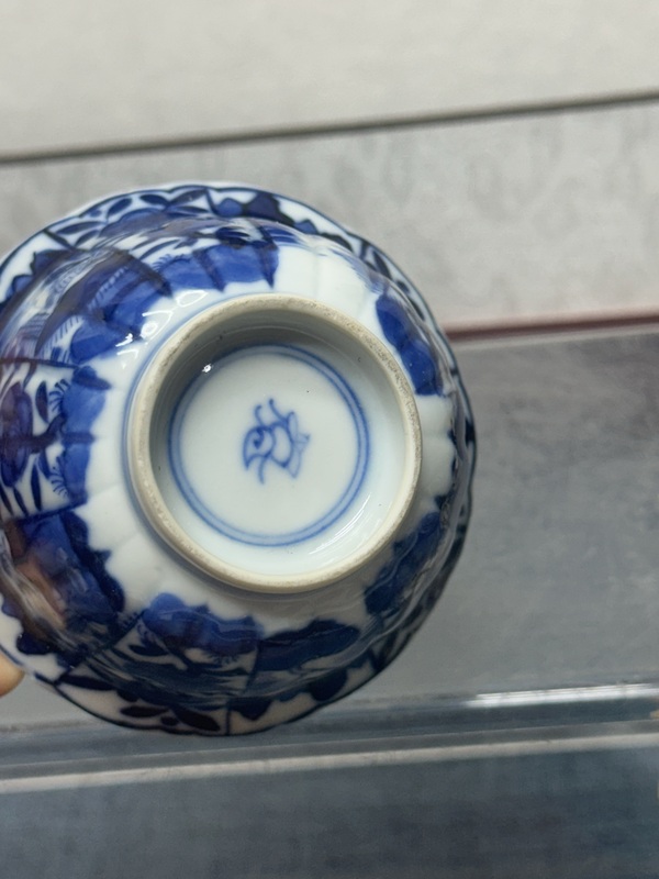 古玩陶瓷清中晚期精品青花大尺寸花口茶杯拍賣(mài)，當(dāng)前價(jià)格1360元