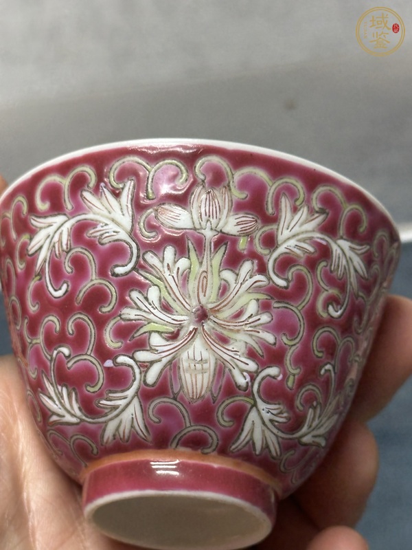 古玩陶瓷花間壽字紋粉彩杯真品鑒賞圖