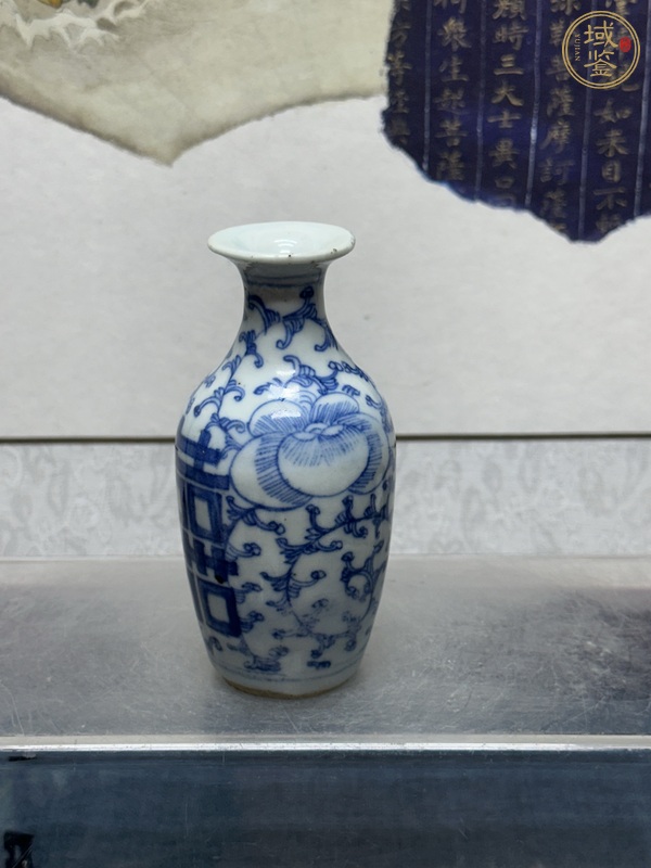 古玩陶瓷纏枝花囍字紋青花瓶真品鑒賞圖