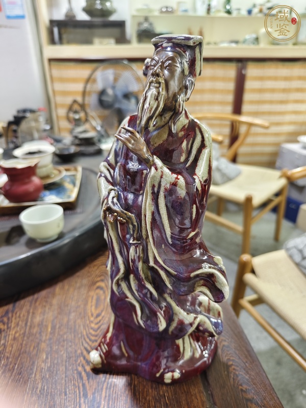 古玩陶瓷窯變紅釉呂洞賓塑像真品鑒賞圖