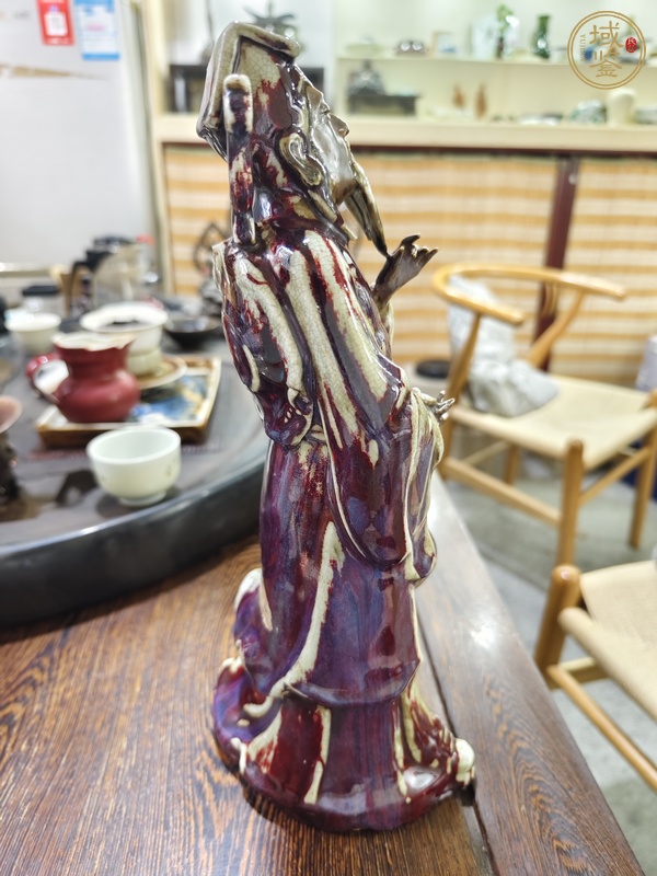 古玩陶瓷窯變紅釉呂洞賓塑像真品鑒賞圖
