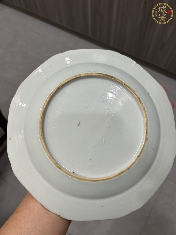 古玩陶瓷粉彩盤真品鑒賞圖