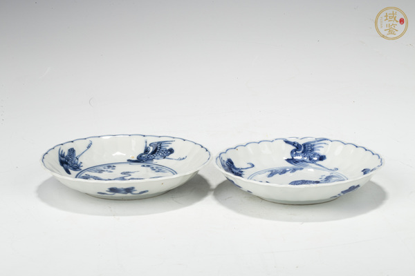 古玩陶瓷清康熙·青花鶴紋花口小盤一對(duì)真品鑒賞圖
