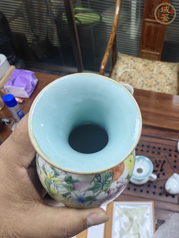 古玩陶瓷粉彩瓶真品鑒賞圖