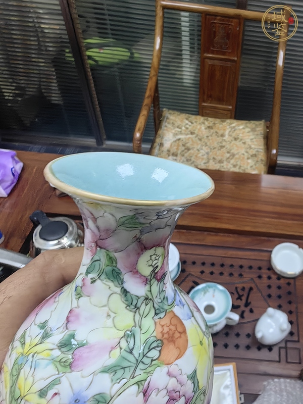 古玩陶瓷粉彩瓶真品鑒賞圖