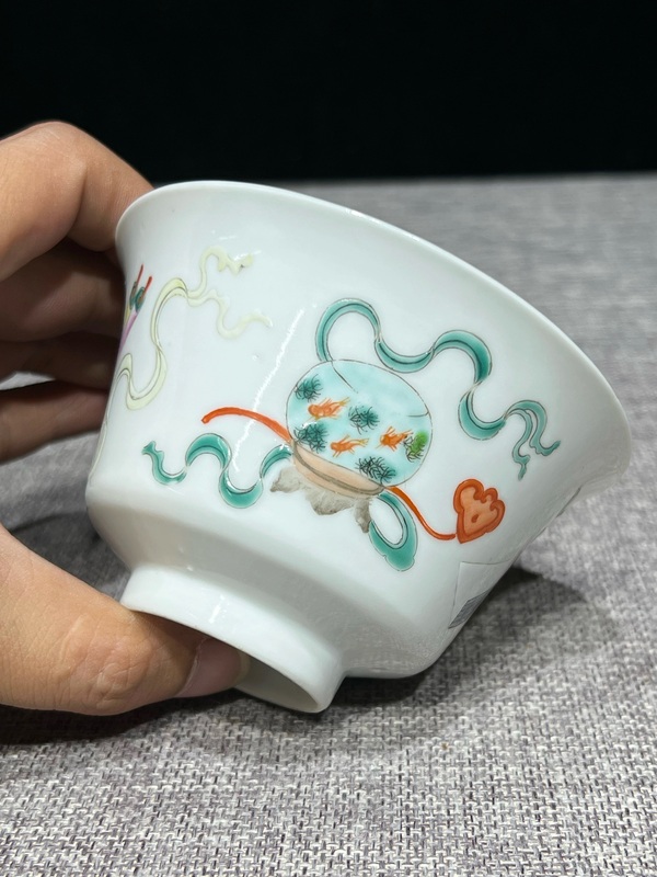 古玩陶瓷晚清民國·暗八仙博古圖粉彩杯拍賣，當前價格800元