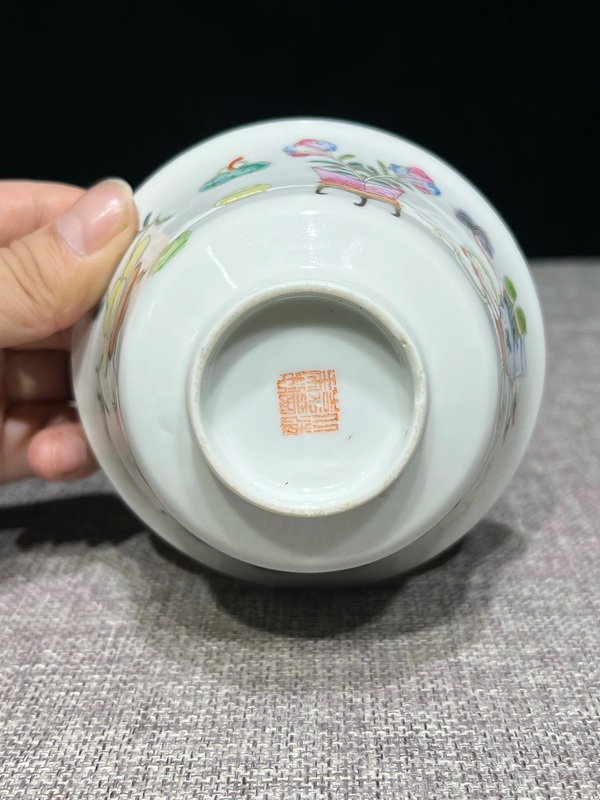 古玩陶瓷晚清民國·暗八仙博古圖粉彩杯拍賣，當前價格800元