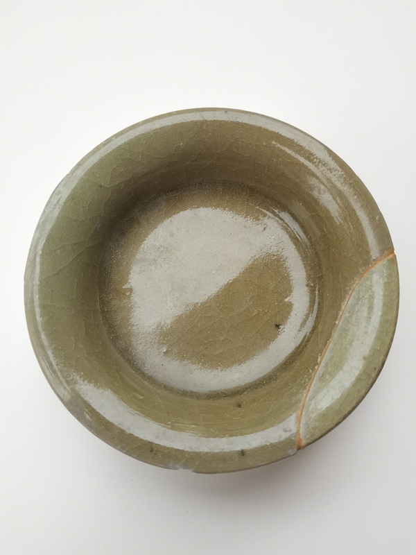 古玩陶瓷龍泉青瓷撇口洗拍賣，當(dāng)前價格0元