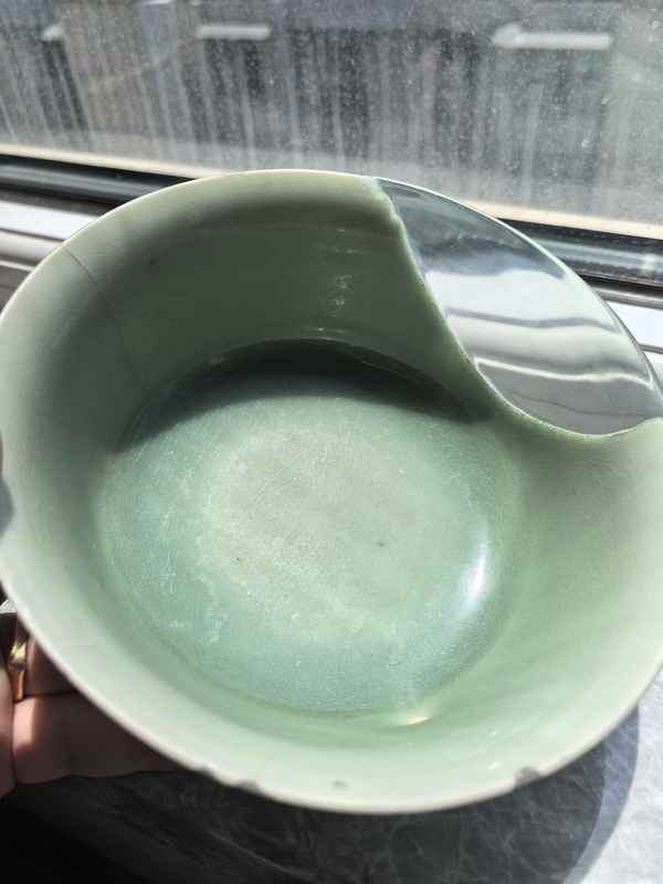 古玩陶瓷明早期翠青釉碗拍賣，當(dāng)前價格4000元