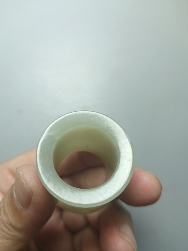 古玩玉器清代和田玉雕“素紋扳指”拍賣，當前價格1288元