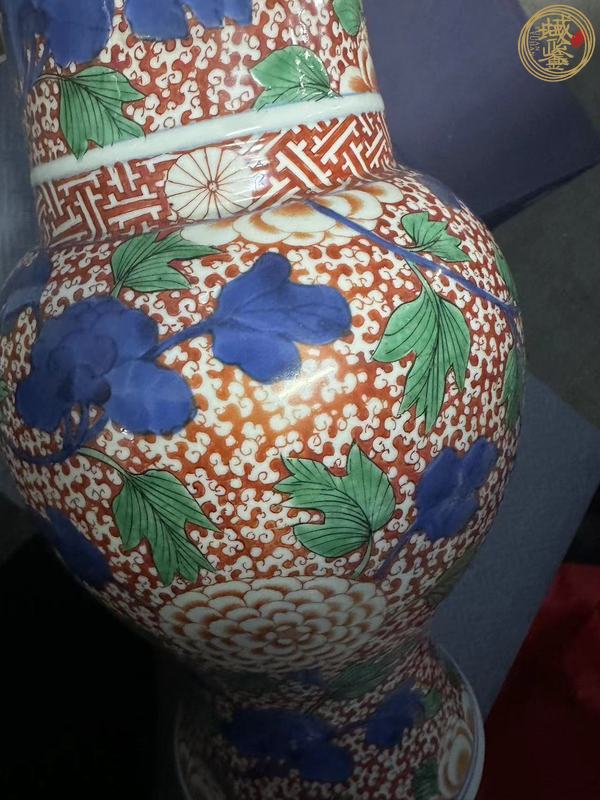 古玩陶瓷花卉紋青花紅綠彩鳳尾尊真品鑒賞圖