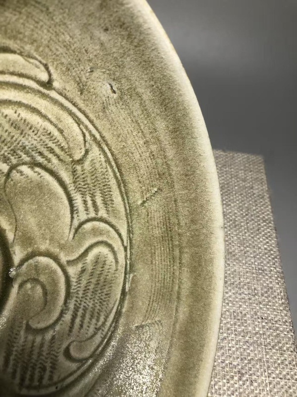 古玩陶瓷（宋代）青釉刻花紋碗（有很高藝術(shù)收藏價(jià)值）拍賣，當(dāng)前價(jià)格0元