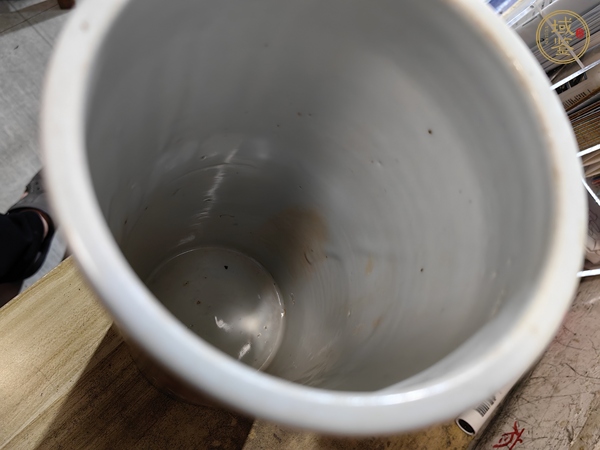 古玩陶瓷粉彩龍紋帽筒真品鑒賞圖