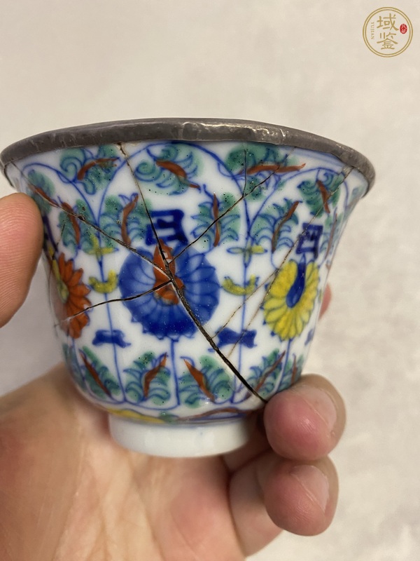 古玩陶瓷斗彩杯真品鑒賞圖