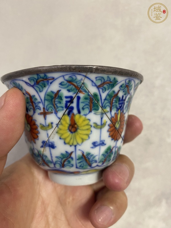 古玩陶瓷斗彩杯真品鑒賞圖