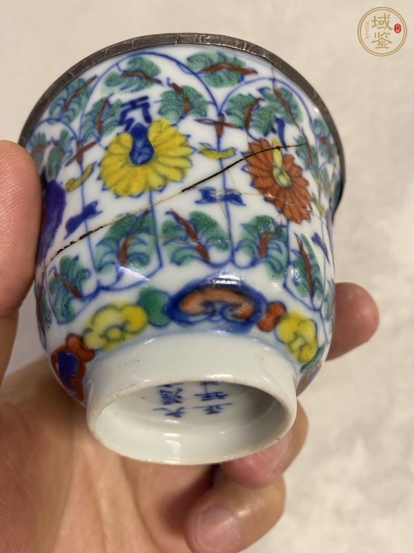 古玩陶瓷斗彩杯真品鑒賞圖