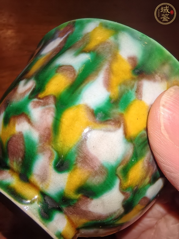 古玩陶瓷虎皮三彩杯真品鑒賞圖