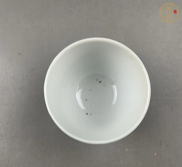 古玩陶瓷大雅齋風(fēng)格花鳥(niǎo)紋杯真品鑒賞圖