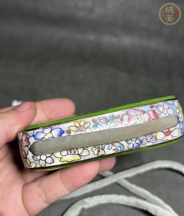 古玩雜項琺瑯彩煙盒真品鑒賞圖
