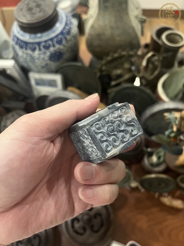 古玩玉器地方玉雕“卷云紋琮”真品鑒賞圖