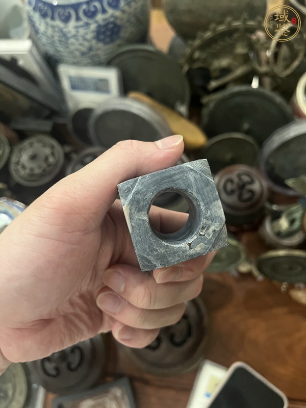 古玩玉器地方玉雕“卷云紋琮”真品鑒賞圖