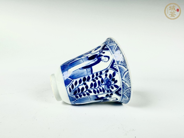 古玩陶瓷清光緒·青花仕女鈴鐺杯真品鑒賞圖