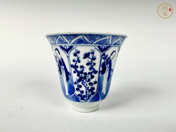 古玩清光緒·青花仕女鈴鐺杯真品鑒賞圖