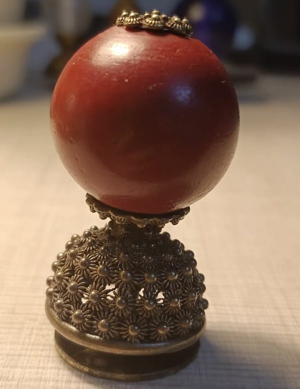 古玩轉(zhuǎn)賣帽頂拍賣，當(dāng)前價格55000元