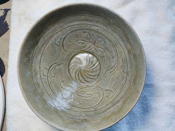 古玩轉賣金村窯青釉刻花碗拍賣，當前價格139元
