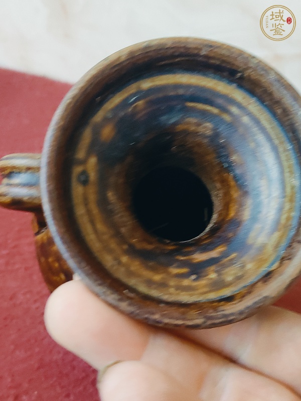 古玩陶瓷褐釉執(zhí)壺真品鑒賞圖