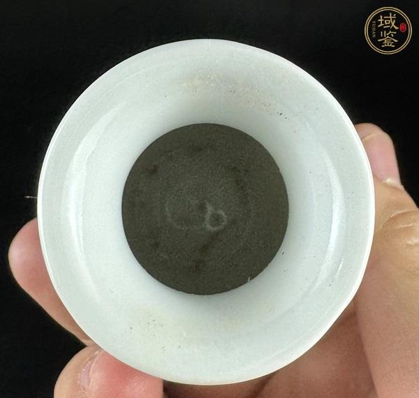 古玩陶瓷粉彩山水人物撇口瓶真品鑒賞圖