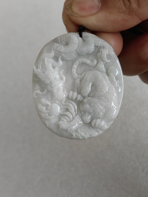 古玩玉器翡翠雕“風云際會”牌拍賣，當前價格298元