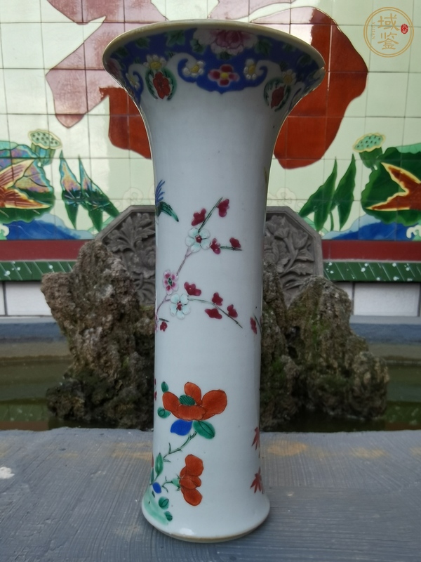 古玩陶瓷清代乾隆花鳥紋粉彩束腰花觚真品鑒賞圖