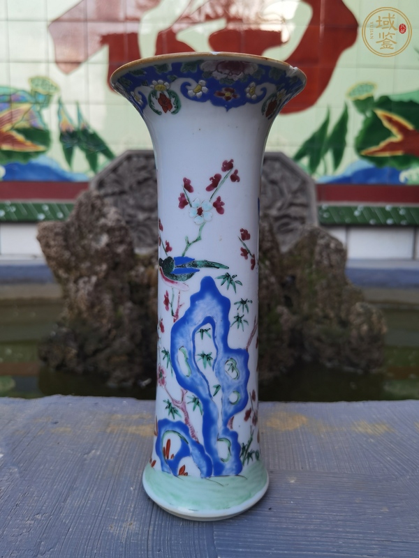 古玩清代乾隆花鳥紋粉彩束腰花觚真品鑒賞圖