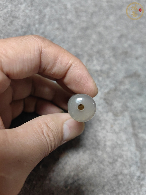 古玩玉器瑪瑙煙嘴真品鑒賞圖