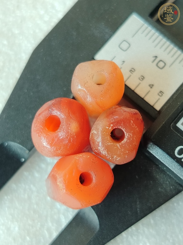 古玩玉器天然紅瑪瑙多棱珠真品鑒賞圖